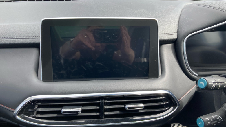MG Hs 1.5 T-GDI PHEV Exclusive 5dr Auto Hatchback